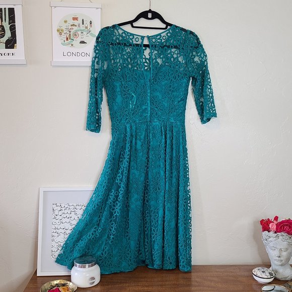 Teal Retro Daisy Embroidered Cocktail Dress - Picture 6 of 8
